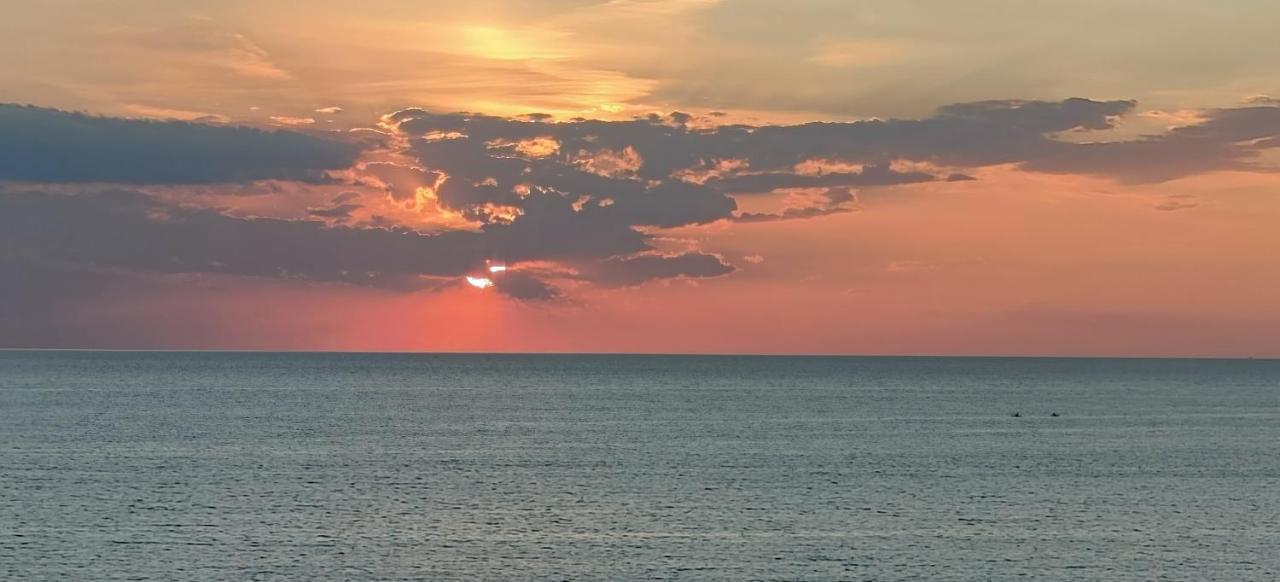 Sunset Bay Bed & Breakfast Torre Suda Exterior foto