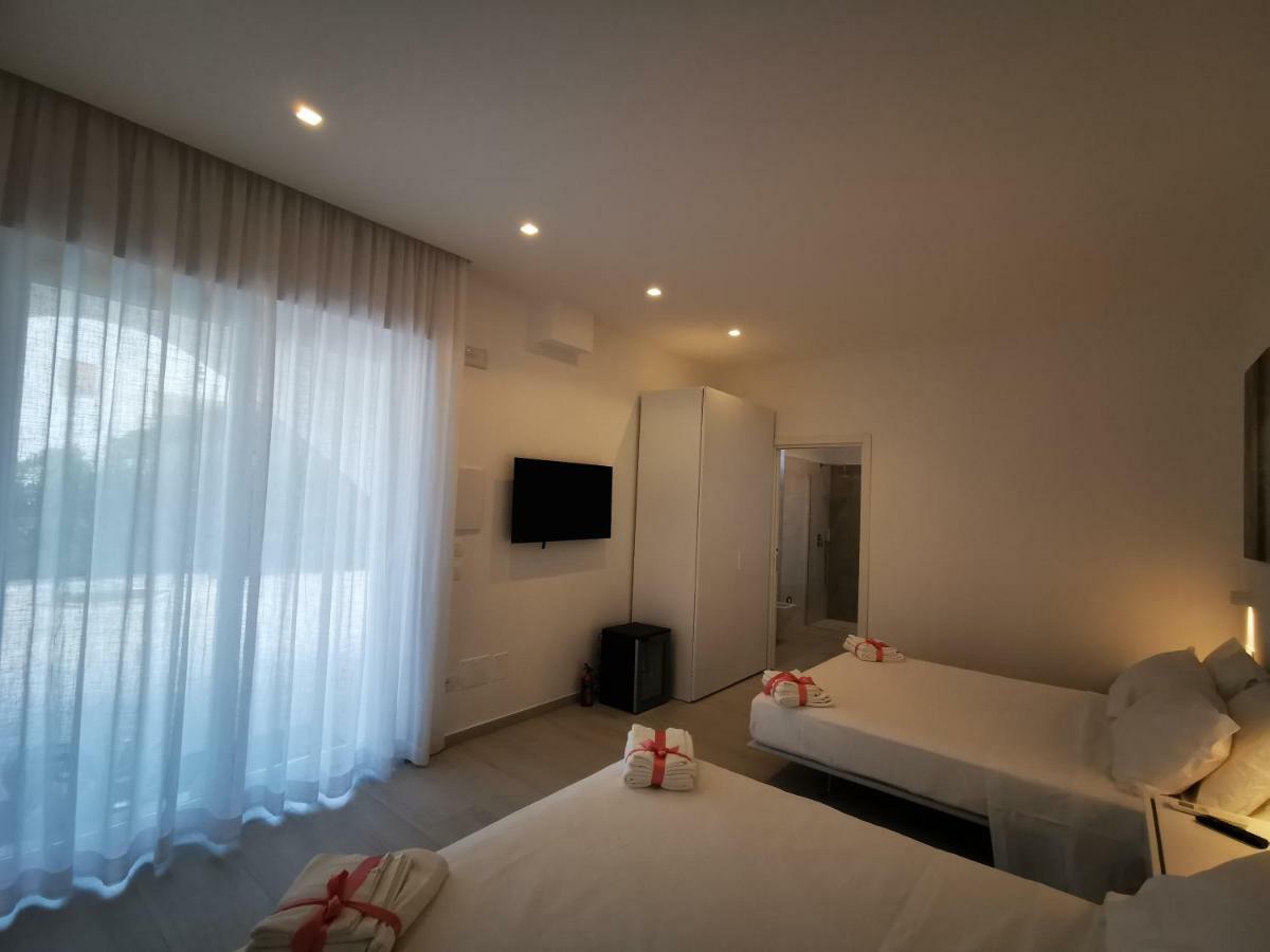 Sunset Bay Bed & Breakfast Torre Suda Exterior foto